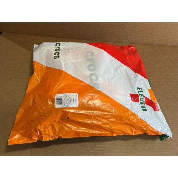 All Sizes - NEW 7-Eleven x Crocs Mega Crush Clog 7-11 Rare Collaboration In-Hand - Picture 10 of 10